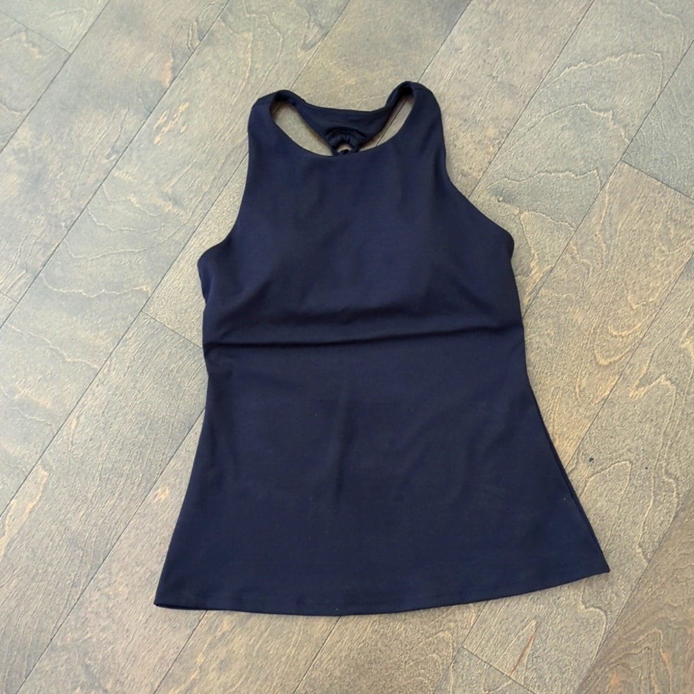 Old Navy Powersoft inbuilt bra top